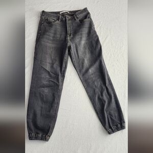 KanCan Estillo Black Jogger Jeans – Waist 29, Inseam 26"